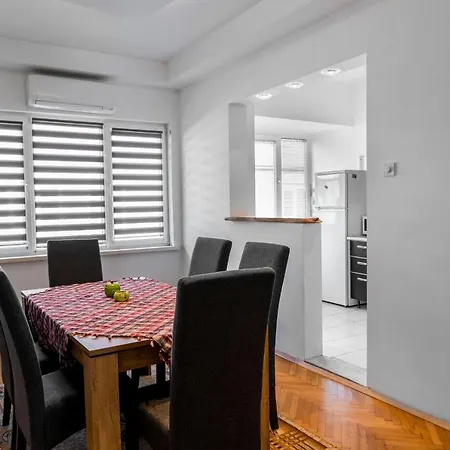 Art District Of Sofia. City Centre Apartment. *